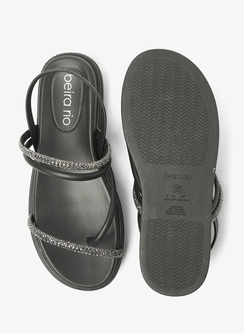 Beira Rio Black Flat Sandals for Women – Stylish & Comfortable Everyday Footwear for Women | Best Price UAE