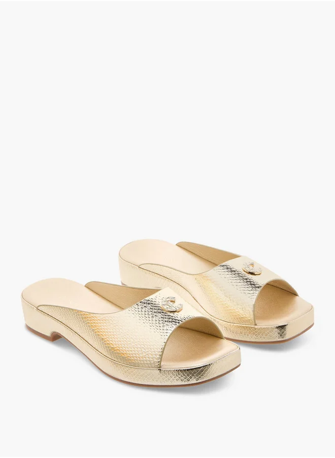 لو كونفورت Textured Slip-On Comfort Sandals