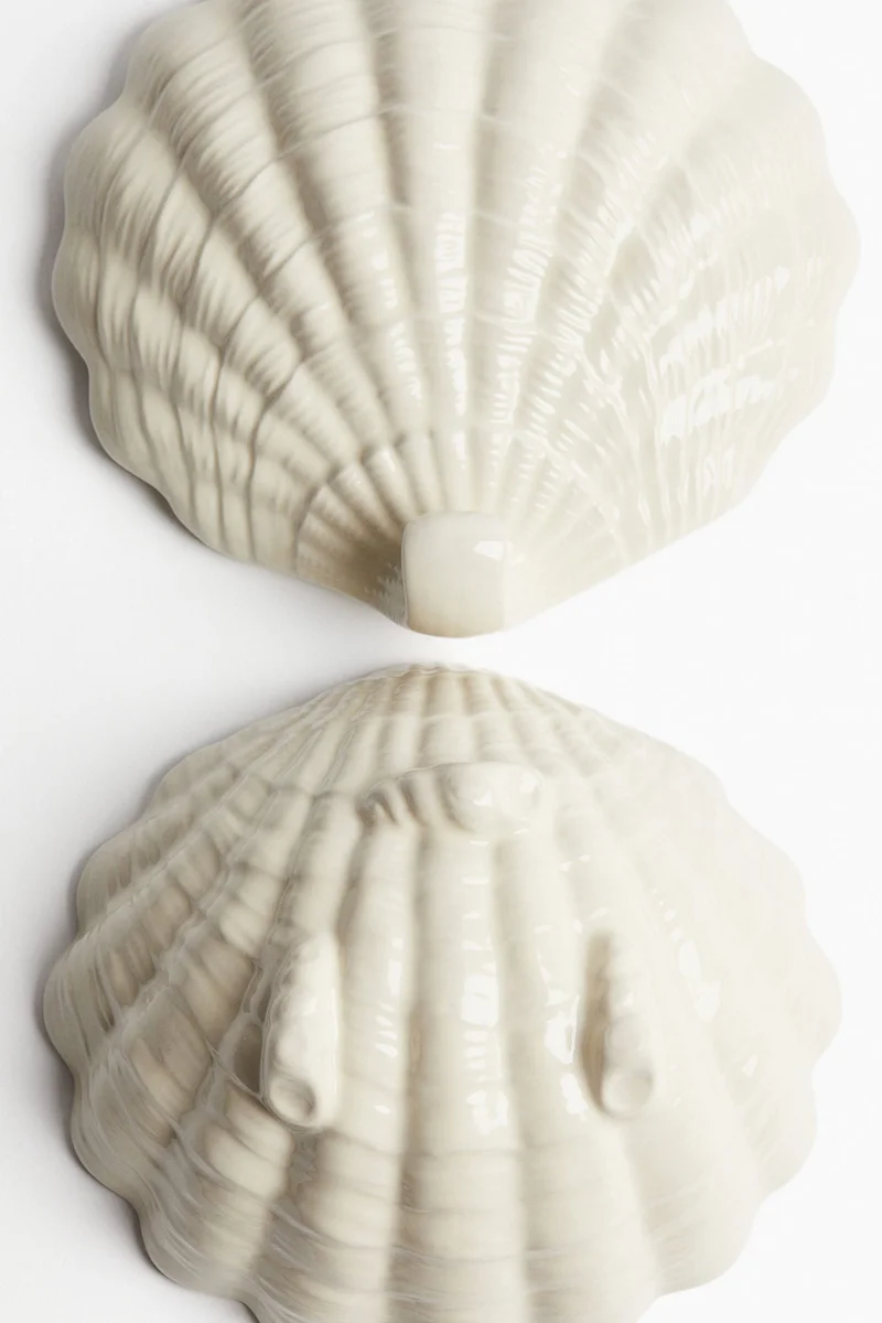 H&M Shell-shaped jar