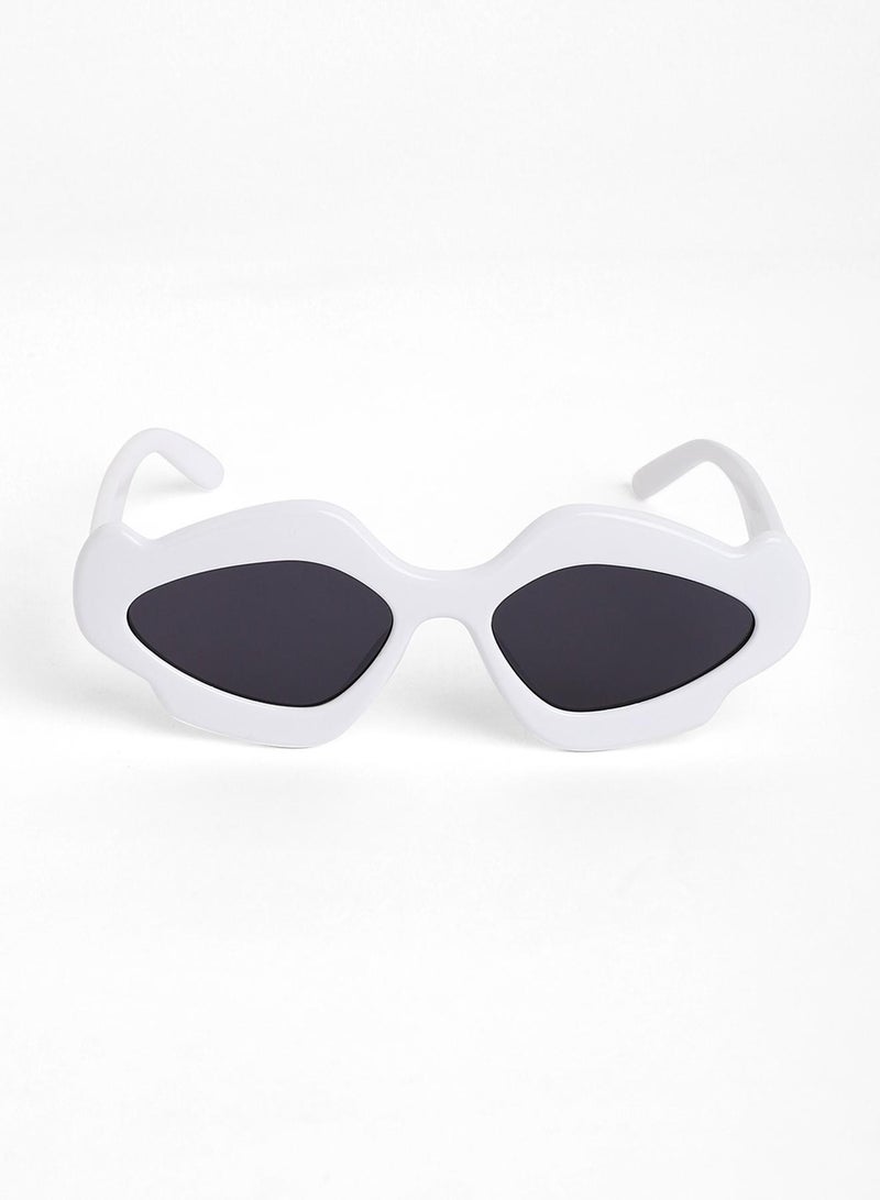Haute Sauce The Flame Cateye Sunglasses - Daisy White - Image 4
