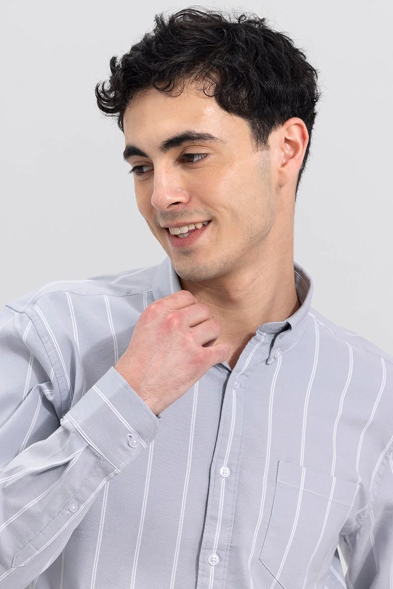 سنيتش قميص مخطط رمادي