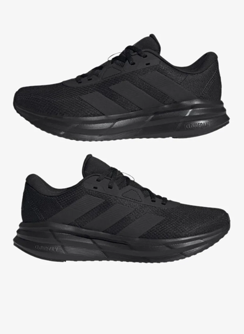 adidas أحذية جري أديداس جالاكسي  للرجال باللون الأسود
