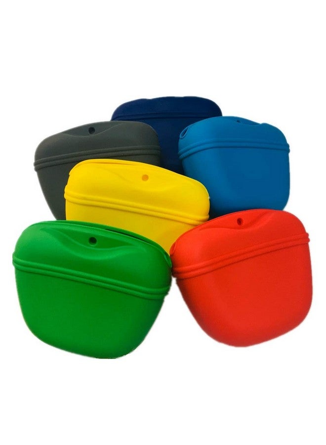 RoyalCare RoyalCare Silicone Dog Treat Pouch-Small Training Bag-Portable Dog Treat Bag for Leash with Magnetic Closure and Waist Clip[US Design Patent] - Image 5