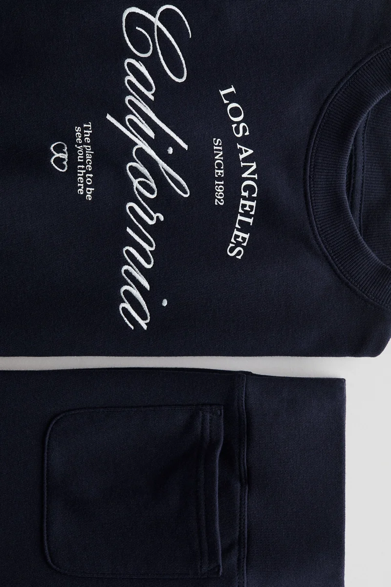 H&M 2-piece sweatshirt and joggers set