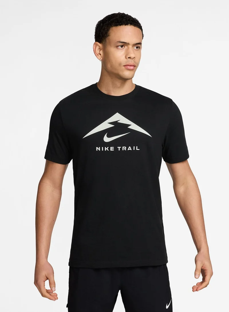 نايكي تيشيرت لوجو دراي-فِت