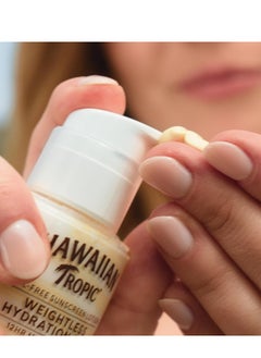 Hawaiian Tropic Hawaiian Tropic Weightless Hydration Lotion Sunscreen for Face SPF 30, 1.7oz | Travel Size Sunscreen, Oil Free Face Sunscreen, Hawaiian Tropic Sunscreen SPF 30, Sunblock Face, Mini Sunscreen, 1.7oz  - Image 4