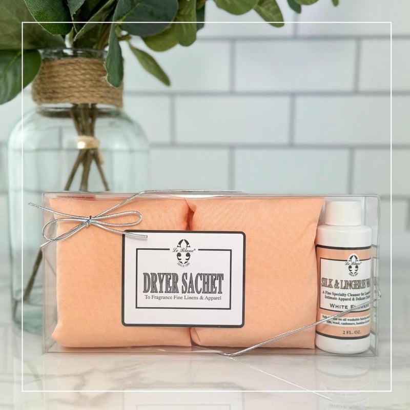 Le Blanc White Flowers Double Pack Dryer Sachet - Luxury Scented Fabric Sachet for Your Dryer (1 Pack) - Image 2