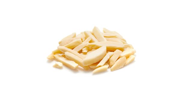 Yupik Slivered California Almonds, 35.2 Ounce, Chopped Raw Blanched Almonds, Gluten-Free, Kosher, Raw, Good Source Of Protein, Fiber, Iron & Calcium, Low In Carb, Pack of 1 - Image 3