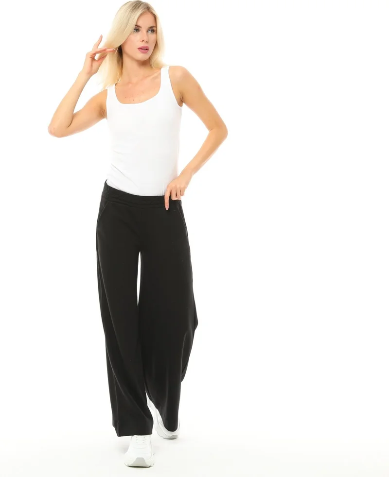 Defy's Women's Oversize Wide Leg Trousers