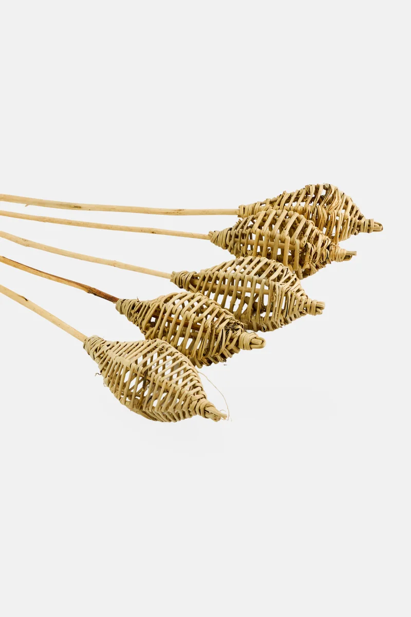 Muy Mucho 5 Pieces Lata Lantern On Stem, Beige