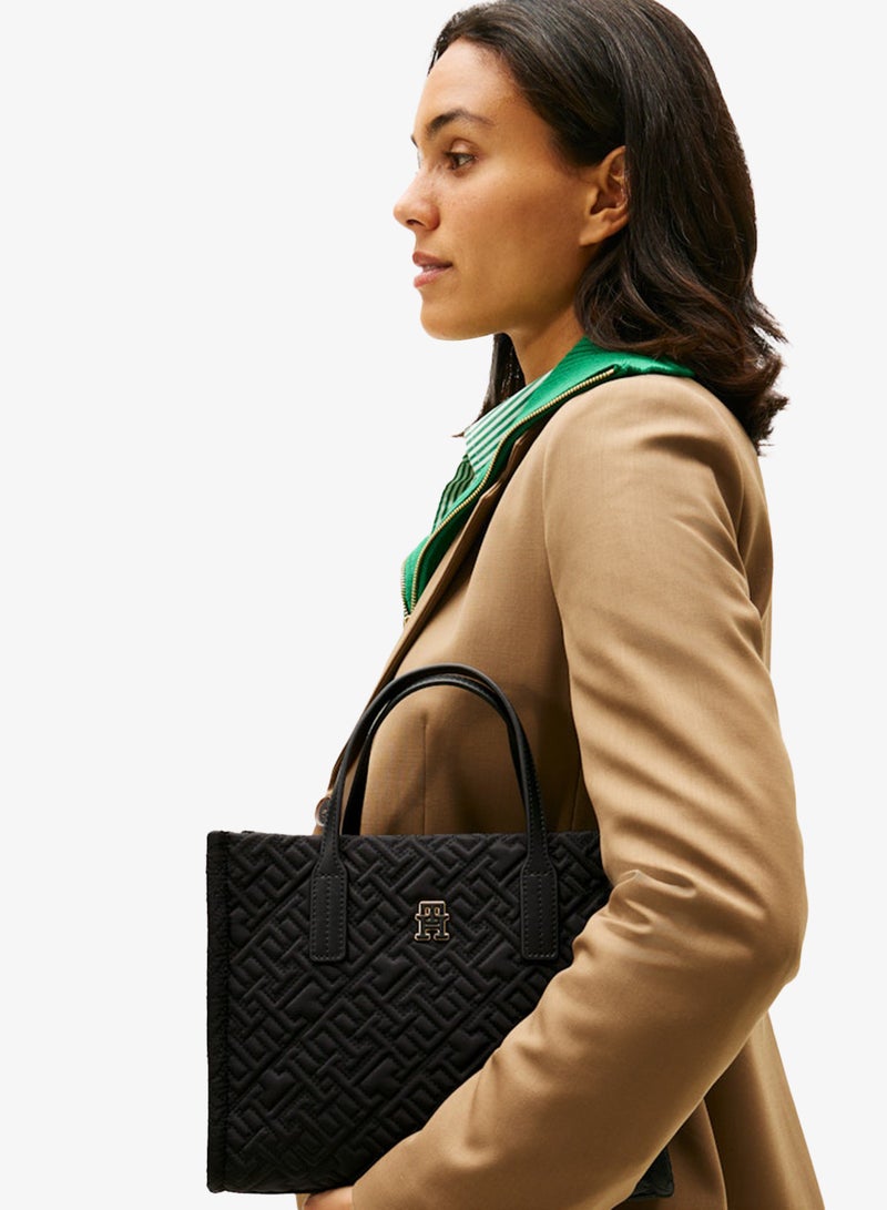 تومي هيلفيغر حقيبة يد صغيرة من النايلون أحادية اللون - Image 2