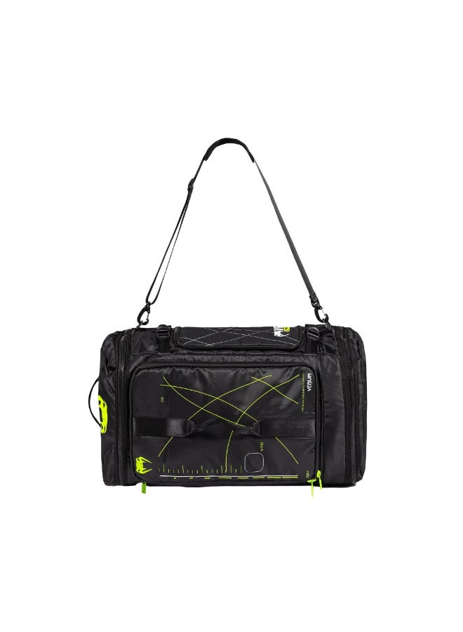 VENUM VENUM TRAINING CAMP 4.0 SPORTS BAGS BLACK/NEON GREEN - Image 3