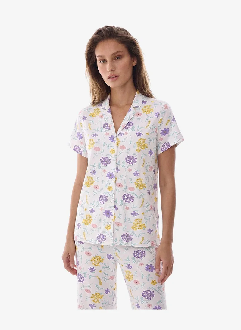بنتي Women Blossom Short Sleeve Shirt Trousers White Set