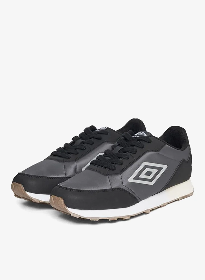 Umbro Logo Detail Colorblock Lace Up Sneakers