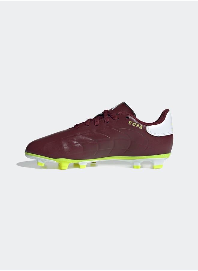 Adidas حذاء كرة القدم Copa Pure II Club المرن للملاعب الأرضية  - Image 4