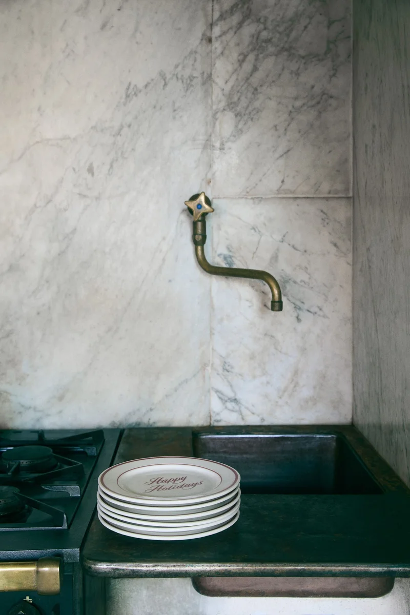 H&M Porcelain mid plate