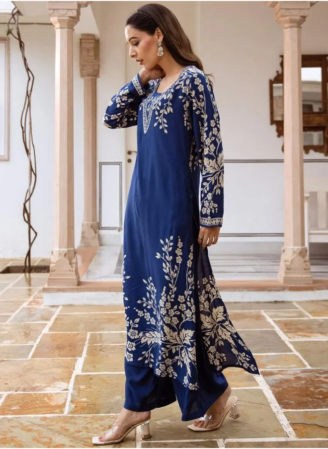 آي شين Mid Rise Women Royal Blue Rayon Kurta Set with Embroidered pattern Tunic and Palazzo features a Round neckline and Three-Fourth Sleeve secured with Elastic closure and styled in Straight Fit ideal for Festive moments — perfect for fashion-forward occasions.