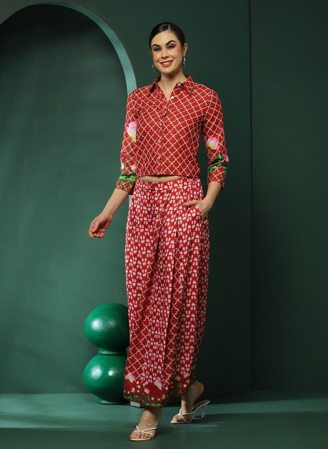 أيه كيه إس قميص وبنطلون بالازو مطبوع بالزهور بلون عنابي للنساء - Image 1