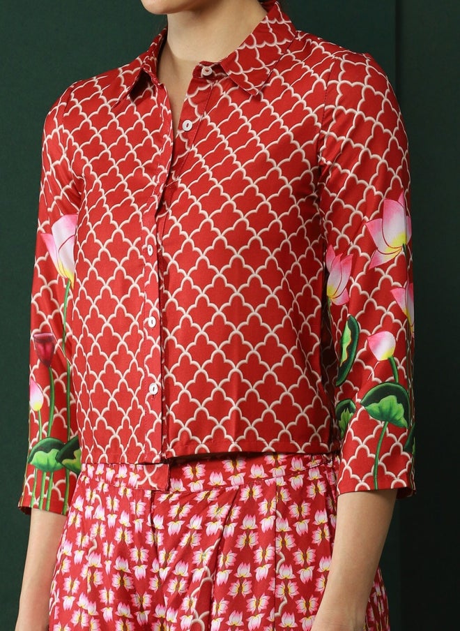 أيه كيه إس قميص وبنطلون بالازو مطبوع بالزهور بلون عنابي للنساء - Image 2