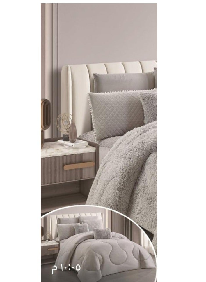 Luxurious faux fur Comforter Set  set to keep you warm on cold nights. Includes: 1 duvet (250x230cm), 1 fitted sheet (200x200cm), 4 pillowcases (75x50cm), and 2 cushions (45x45cm). - Image 2