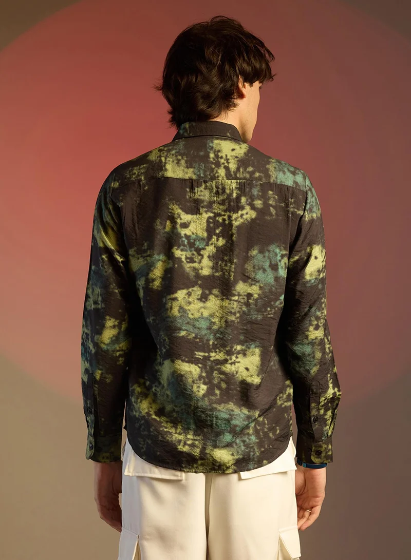 Campus Sutra Men's Army Green Contrast Dab Shirt