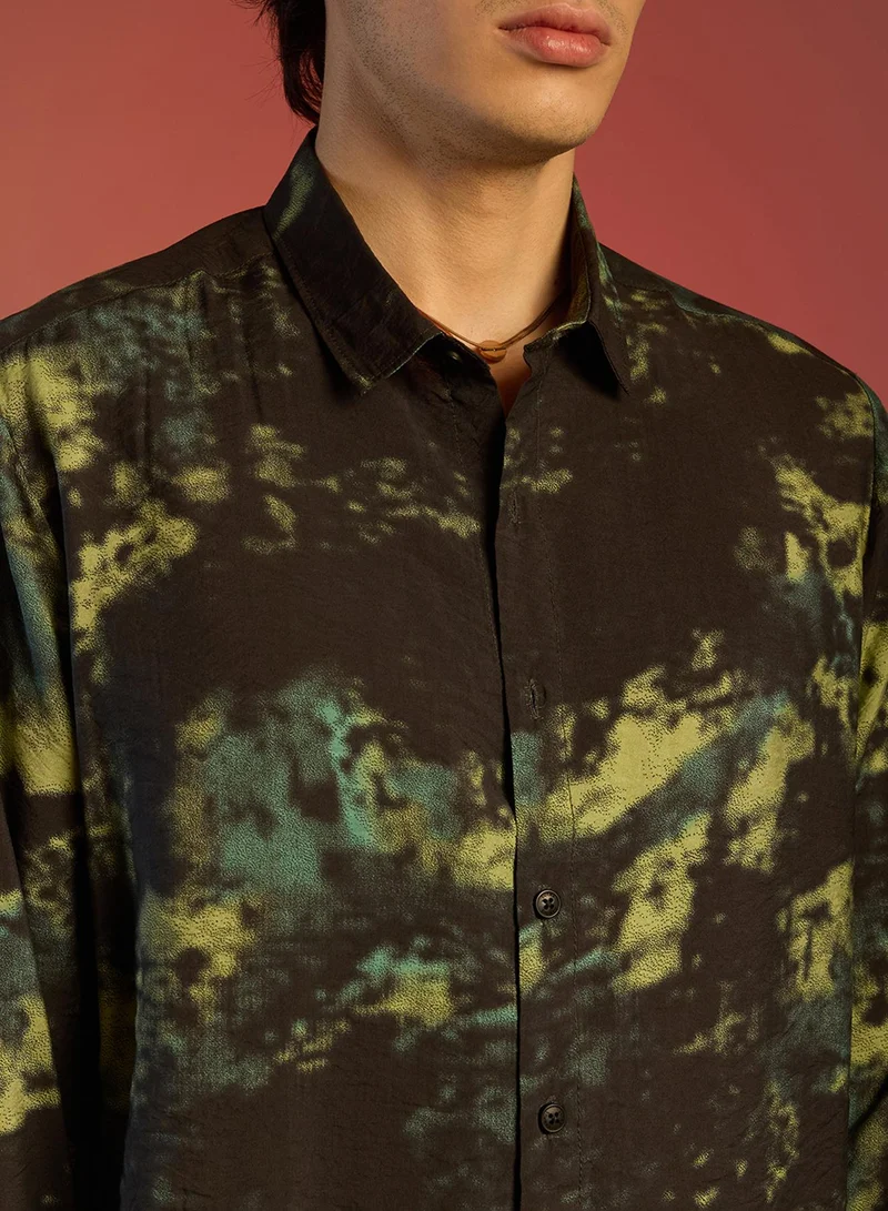 Campus Sutra Men's Army Green Contrast Dab Shirt