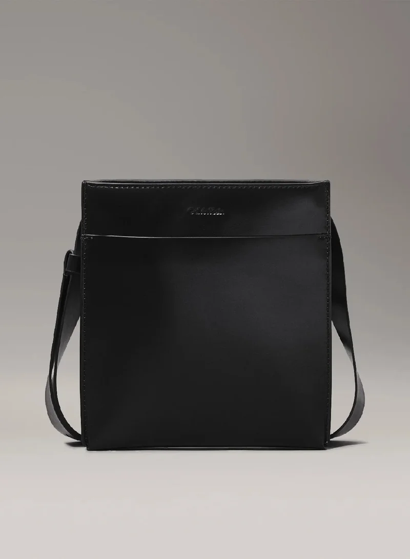 CALVIN KLEIN Flat Leather Crossbody Bag