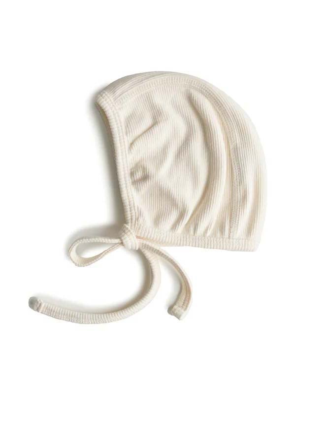 mushie قبعة بيبي مشي مضلعة بلون العاج - Image 1