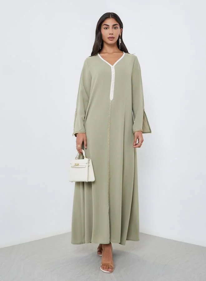 Amirah Amirah Green Crepe Jalabiya with Lace Insertg