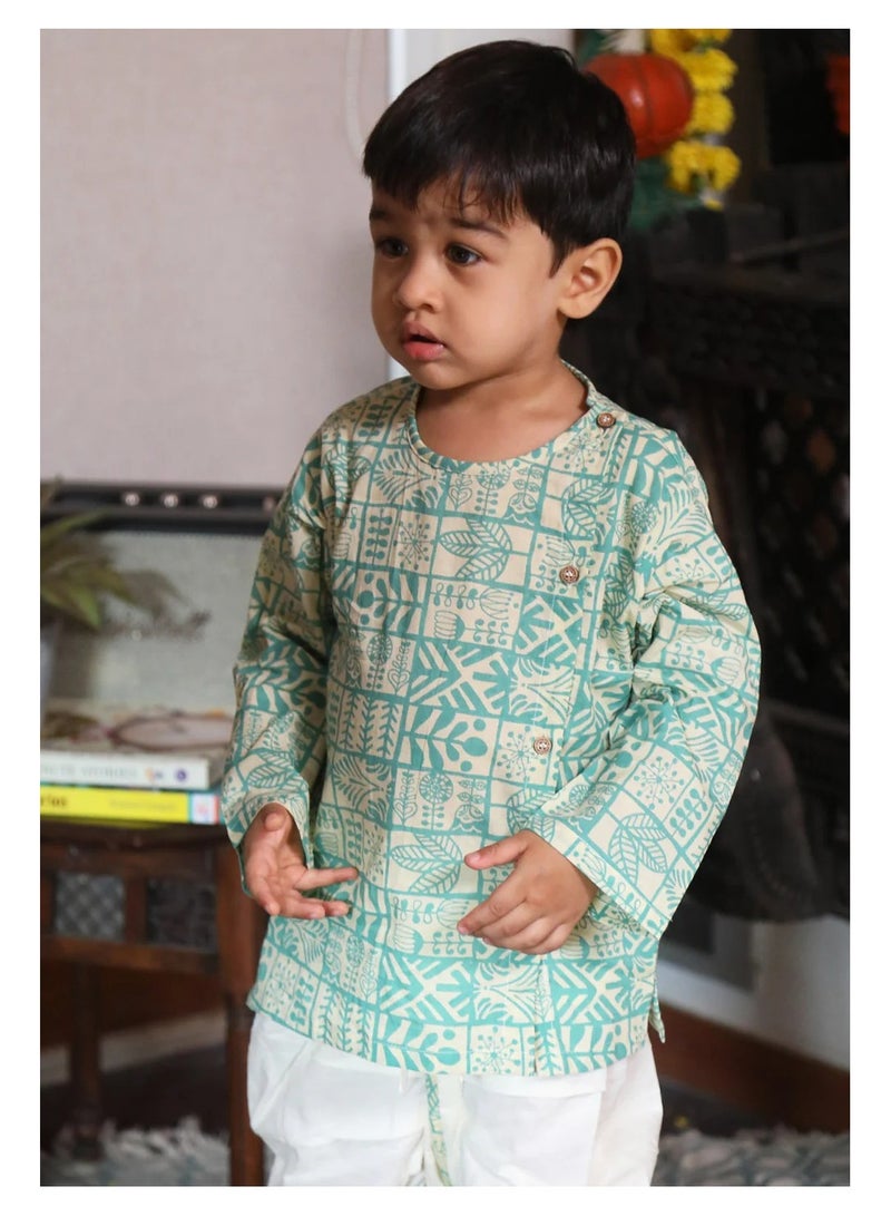 بولكاتوتس بلوزة أنجراكا بطبعة هندسية وأكمام طويلة من Polka Tots مع دوتي - كريمي وأخضر  - Image 3