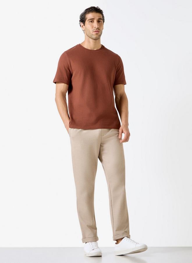 ايكونيك تيشيرت محبوك بارز الملمس بأكمام قصيرة من آيكونيك - Image 2