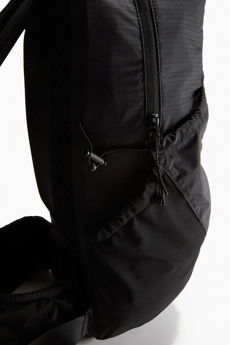H&M Water-repellent hiking backpack