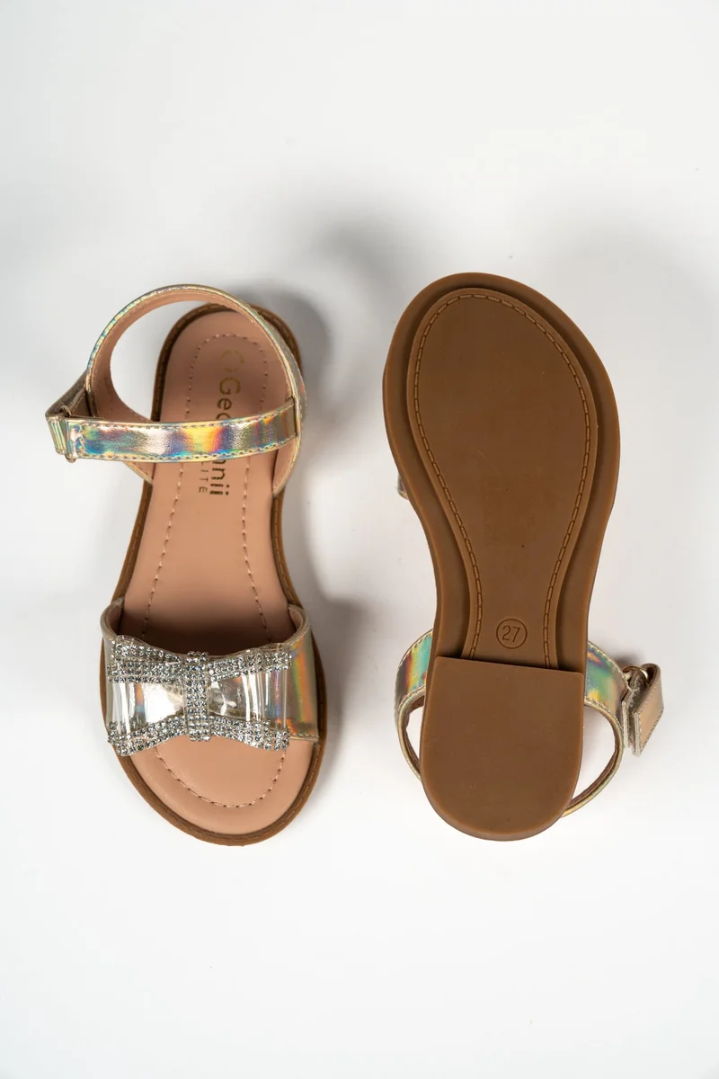 Geoomnii GOLD Geoomnii Girls’ Sandals – Comfortable Casual Sandals for Children, Pre-Teen & Junior Girls for School, Play & Everyday Wear for Women | Best Price UAE