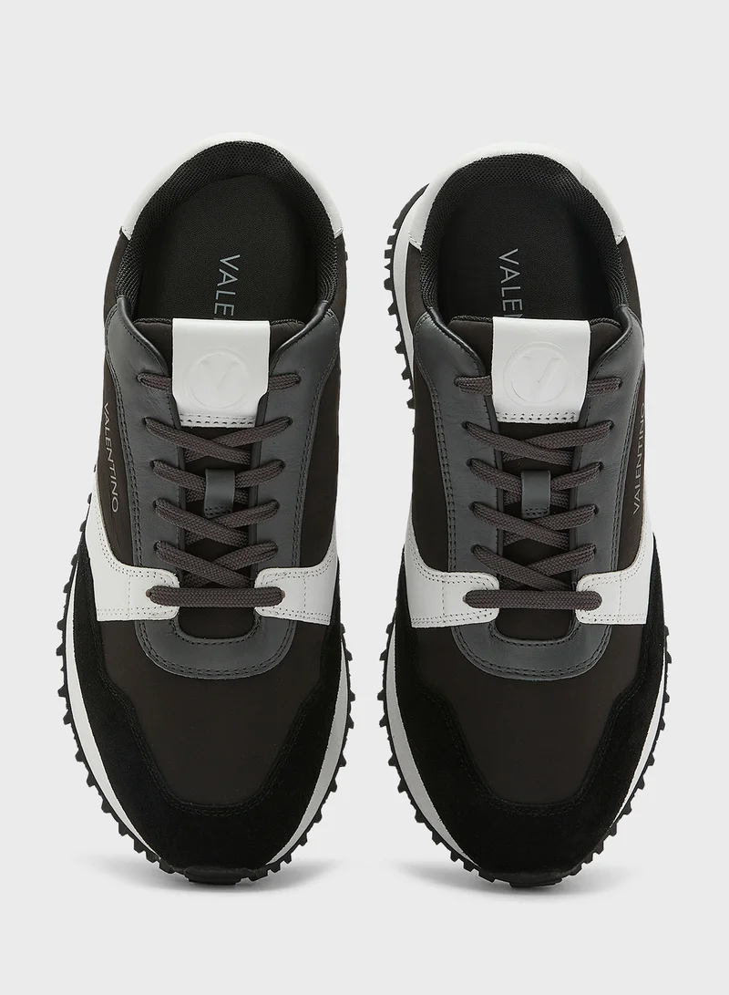 فالنتينو باي ماريو فالنتينو Dred Lace Up Low Top Sneakers