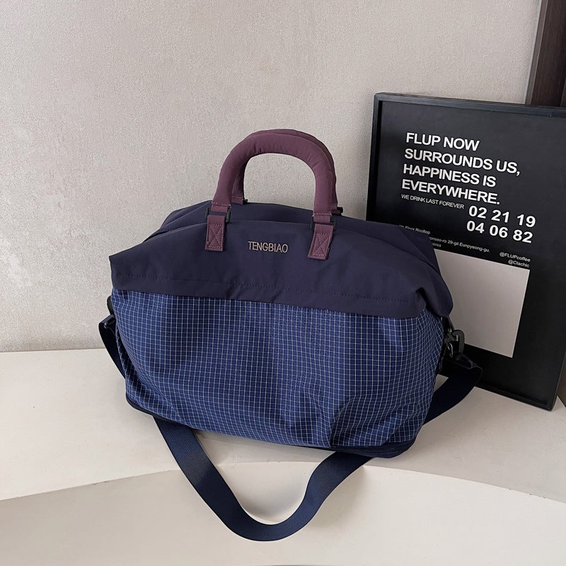 Lightweight Travel Duffel Bag, Expandable, Wet-Dry Separation - Image 3