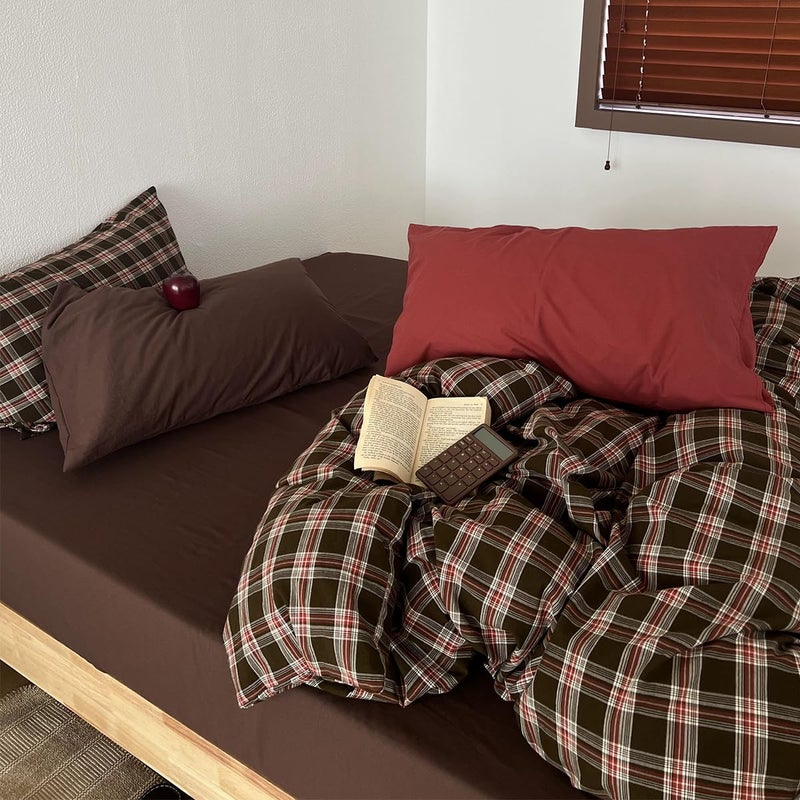 Bildenly Buffalo Plaid Duvet Cover Queen Size Red Brown Gingham Comforter Cover Set Vintage Checkered Grid Soft Lightweight Microfiber Bedding Set for All Season with Zipper Closure and 2 Pillowcases - Image 4