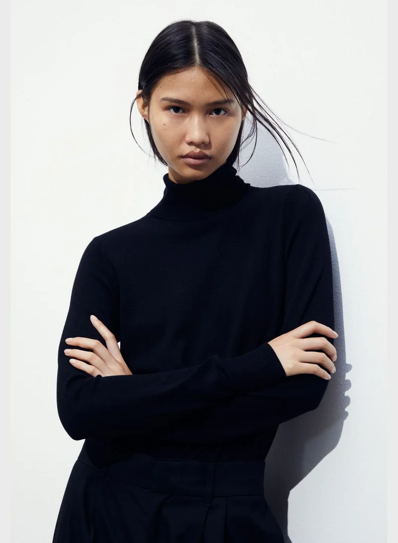 H&M Turtle Neck Sweater