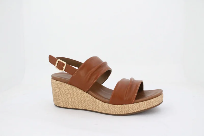 milano MARILUO Wedge Sandals