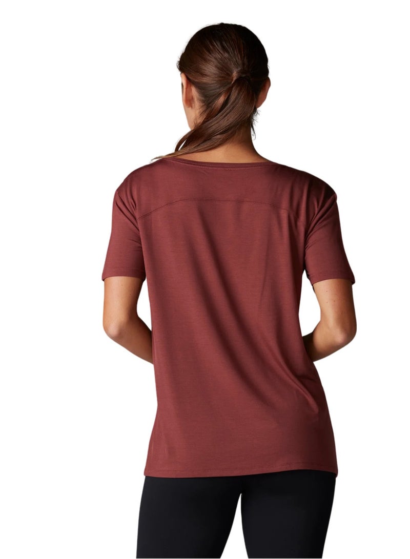 TAVI EVERYDAY V-NECK TEE SAHARA SMALL - Image 2