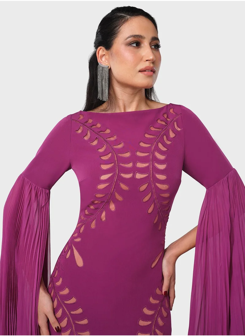 Threadz by Ajooni Pleated Sleeve Dress