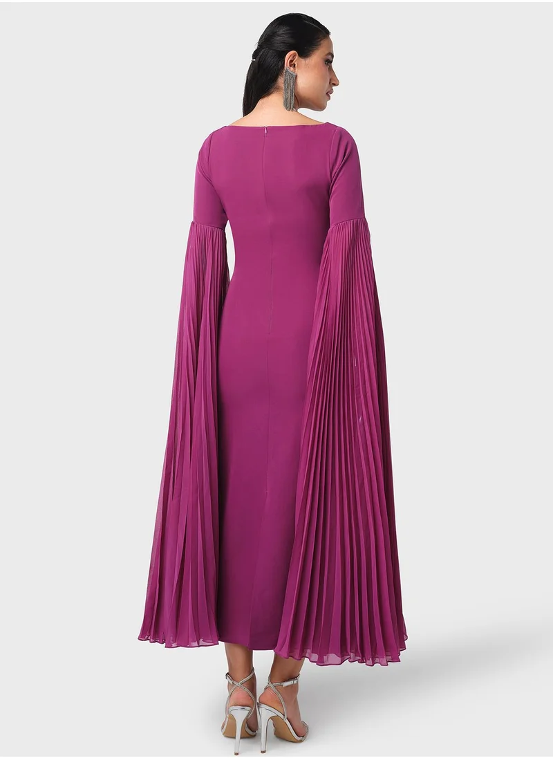 Threadz by Ajooni Pleated Sleeve Dress