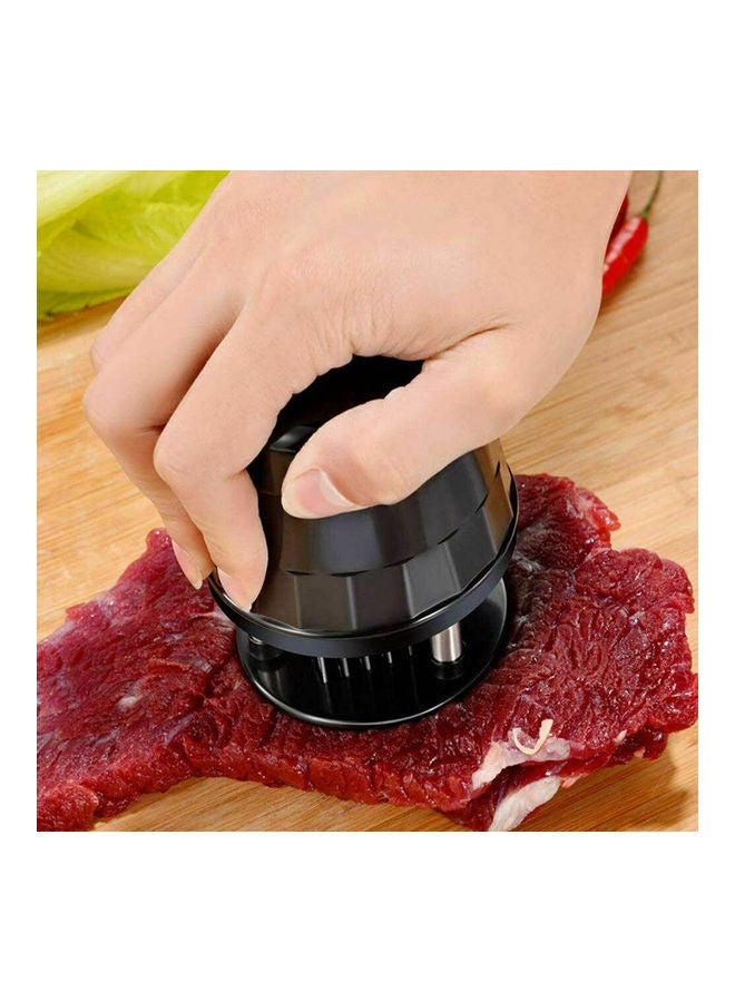 أداةٌ احترافية من الإستانلس ستيل مكونة من 56 إبرة لتطرية اللحم ومنعم للحوم من أدوات الطهي (رمادي) رمادي 10*4*6سم - Image 5