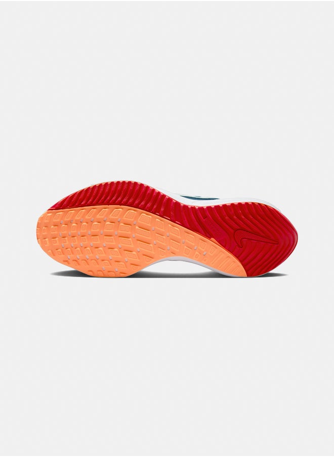 Nike - Air Zoom Vomero 16 - Image 1
