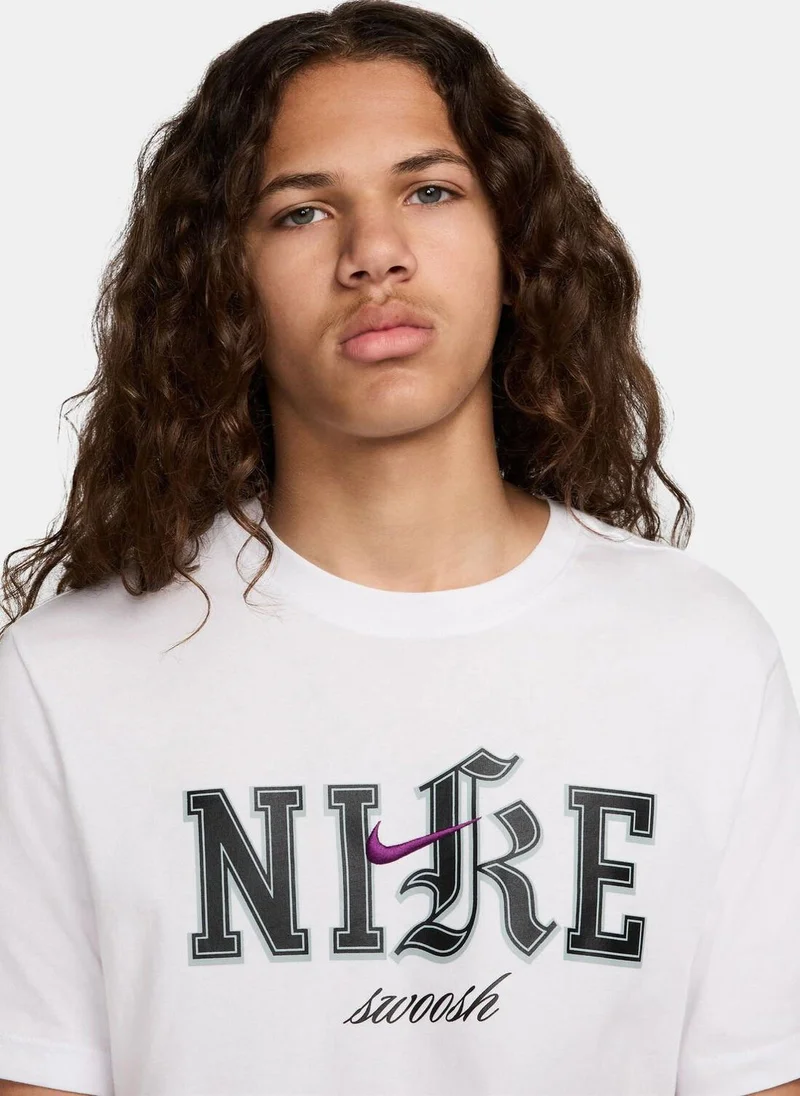 Nike Men's Sportswear DNA T-Shirt