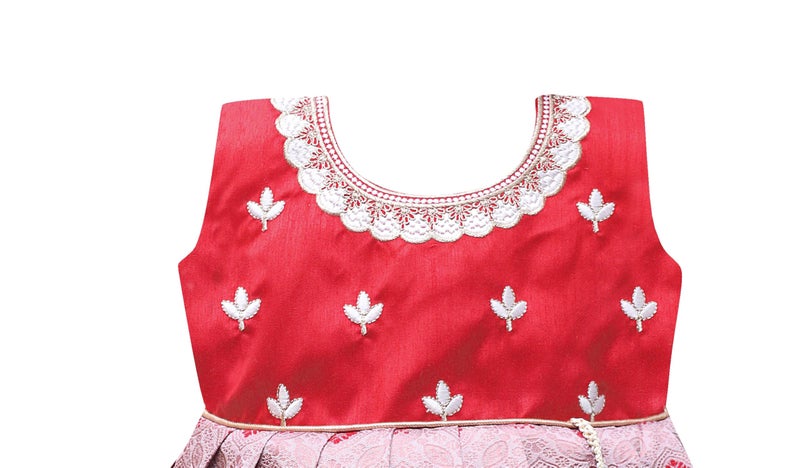 Suzvan South Indian Traditional Embroidery Pattu Pavadai Jacquard Silk Lehenga Choli (Red & White, 1-2 Years) - Image 3
