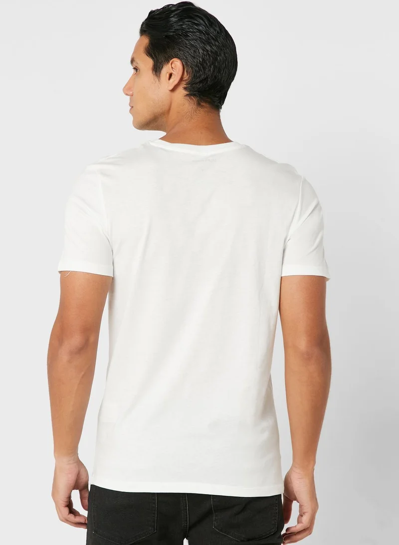 JACK & JONES Graphic Crew Neck T-Shirt