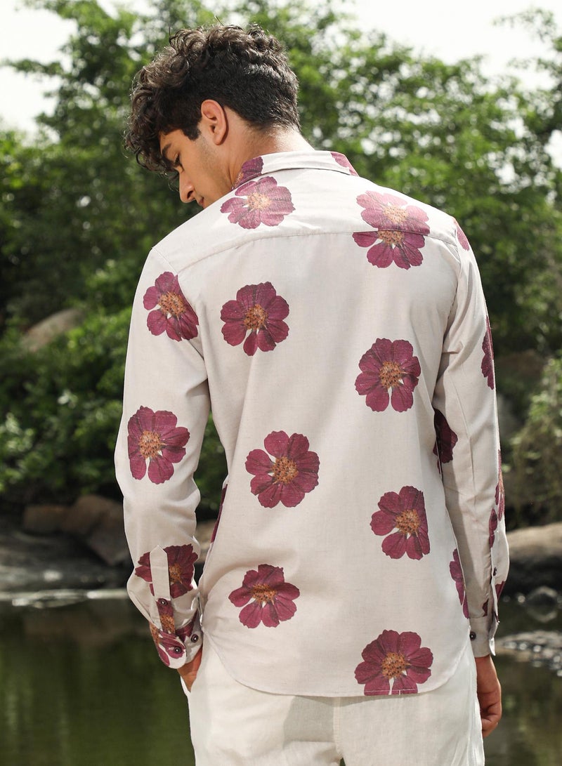 Campus Sutra Campus Sutra Men's Off-White & Rouge Red Blooming Flora Imprint Shirt | Spread Collar , Long Sleeve Cuffed Sleeves , Button Closure | Floral Print  | Cotton-Blend Shirt For Casual Wear - Image 5