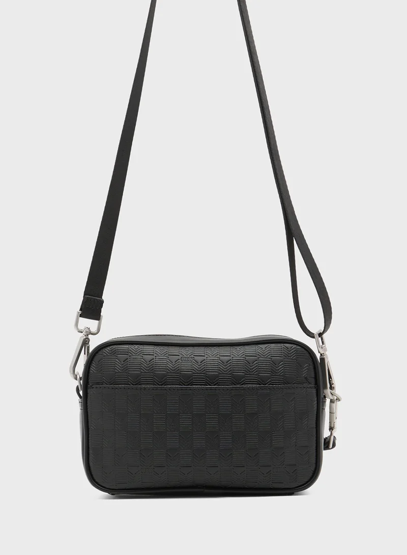GUESS Casual Losanna Toiletry Bag