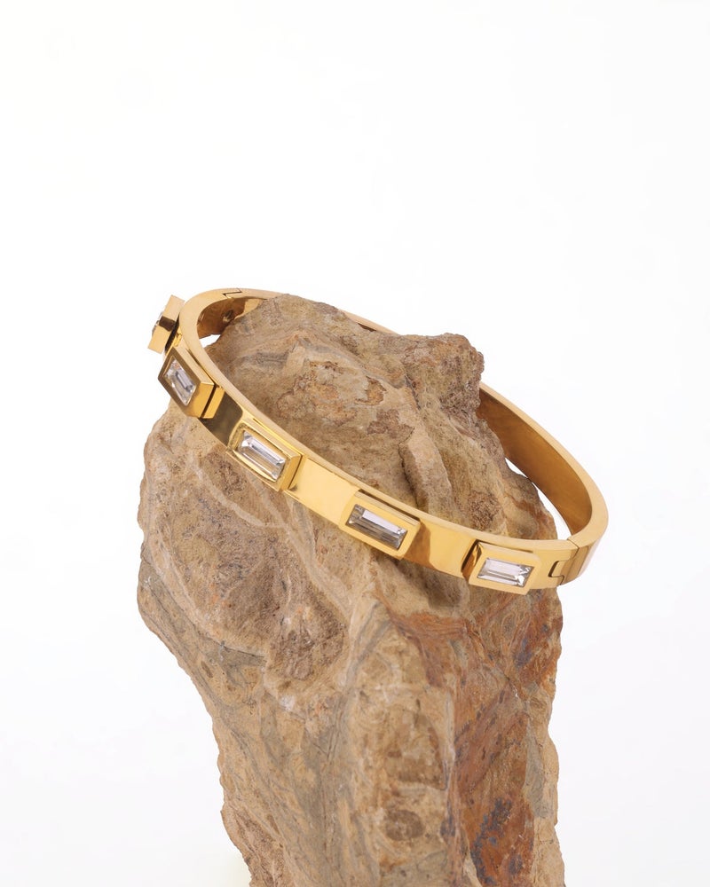 TAAHIRA 18K Gold Plated Women’s Bracelet – Waterproof, Anti-Tarnish, Everyday Wear - Image 3