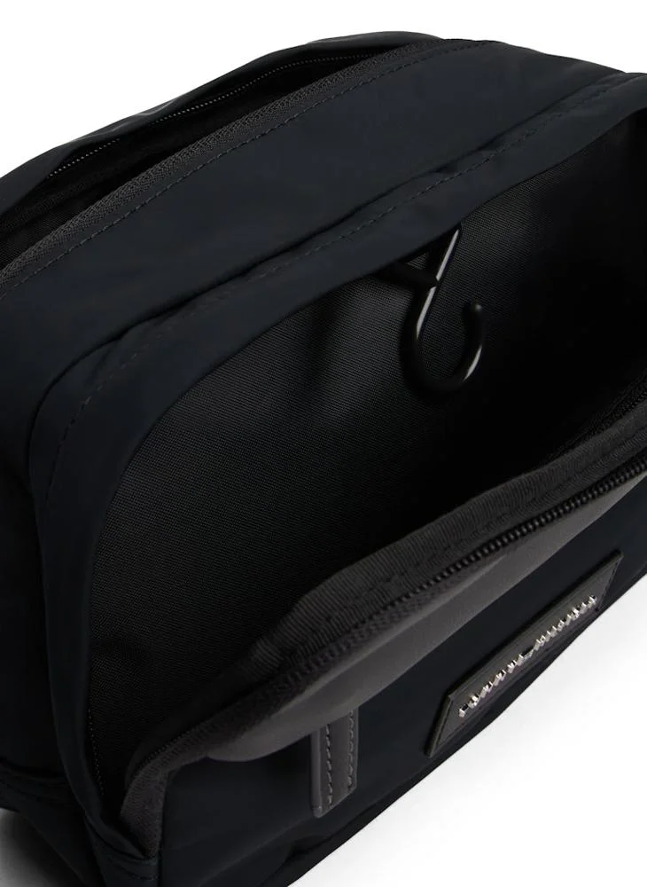 TOMMY HILFIGER  Logo Toiletry Bag for Men | Best Price UAE